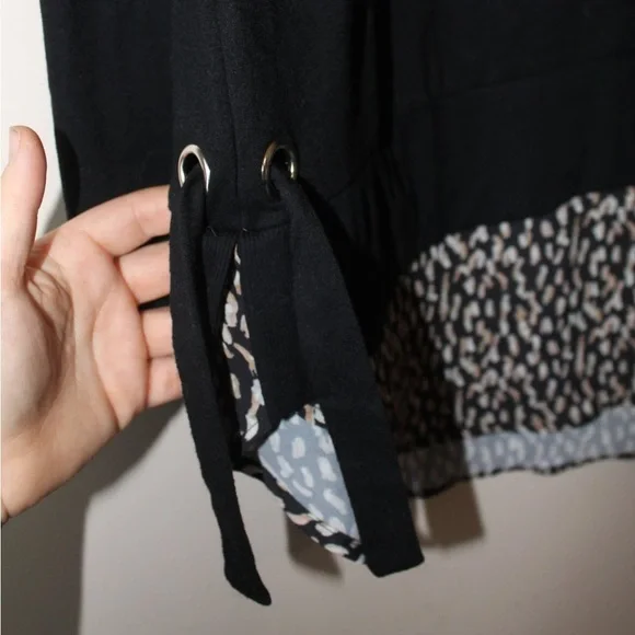 🐱 Unbranded Sweater - Picture 2 of 4